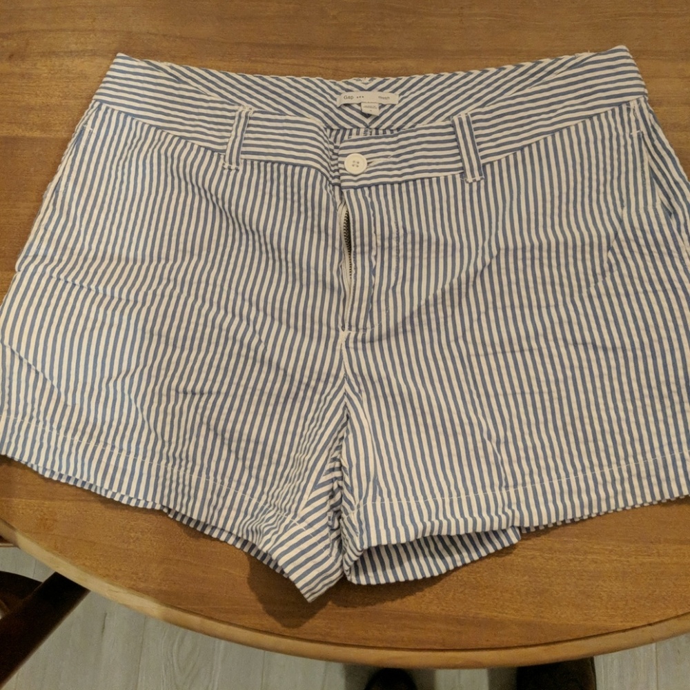 Gap Shorts